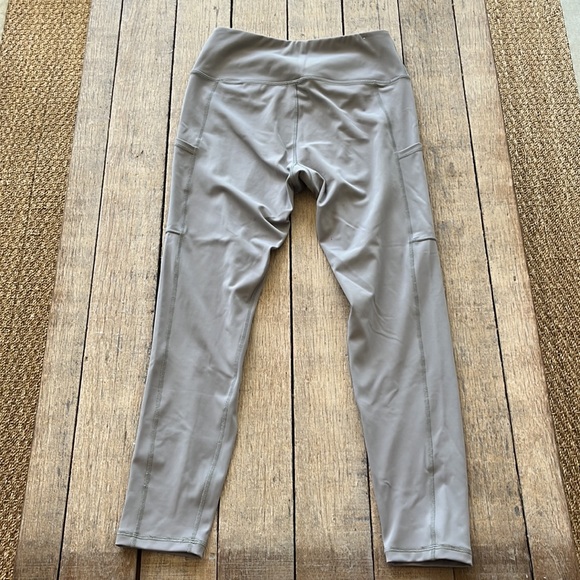 BANANA REPUBLIC athletic leggings - Picture 3 of 3